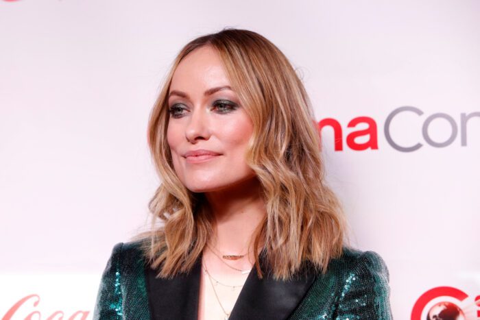 Olivia Wilde – The Danger of an Envelope 20 shutterstock 1361021807